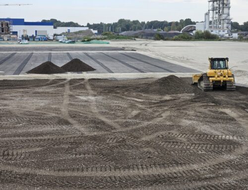 PKW-Umschlagplatz in Wilhelmshaven